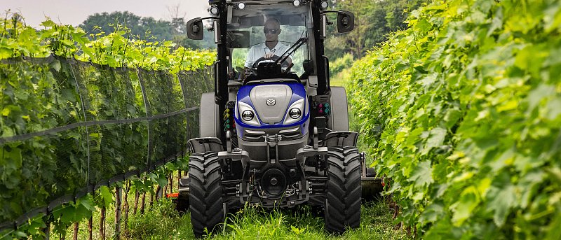 New Holland T4.120F Auto Command: Η κορυφαία επιλογή στην κατηγορία Premium Specialty Segment